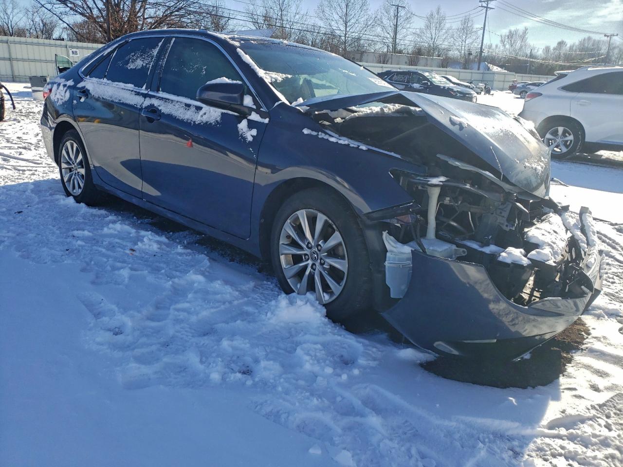 2015 TOYOTA CAMRY XSE photo 13