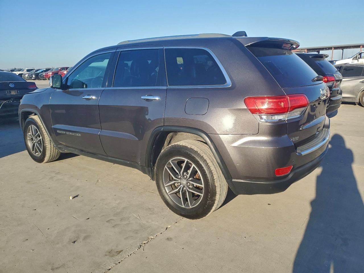 2018 JEEP GRAND CHEROKEE LIMITED photo 2