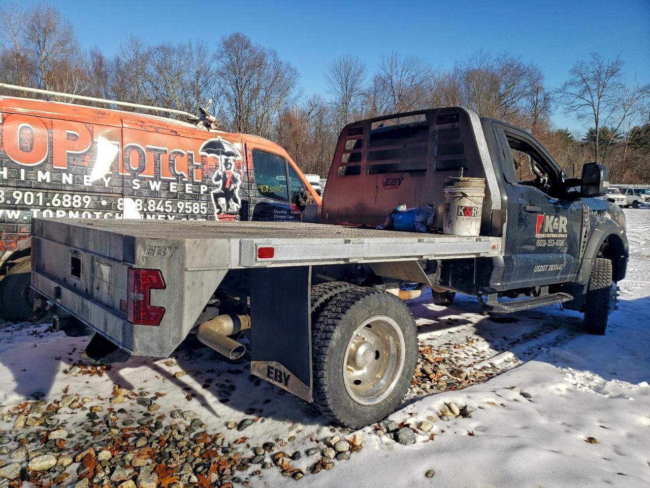 2024 FORD F550 FLATBED TRUCK photo 3