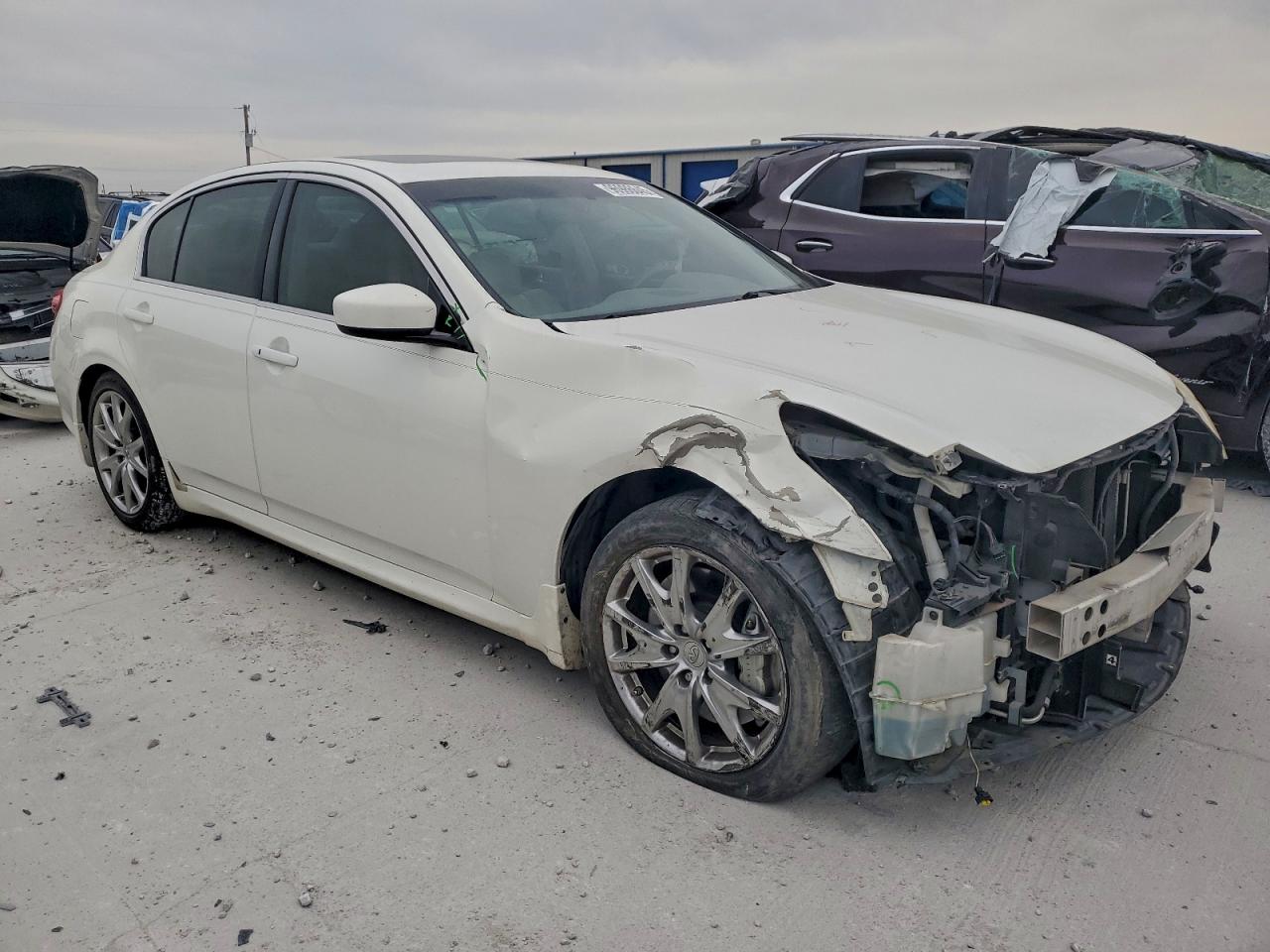 2012 INFINITI G37 BASE photo 4