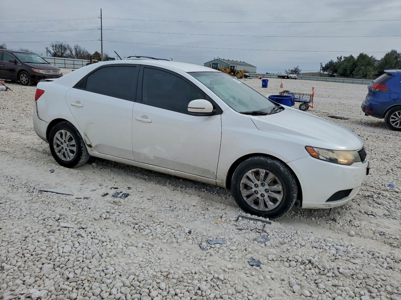 2013 KIA FORTE EX photo 4