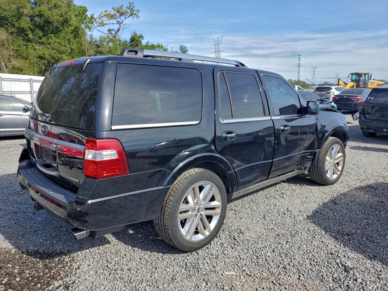 2017 FORD EXPEDITION PLATINUM photo 3