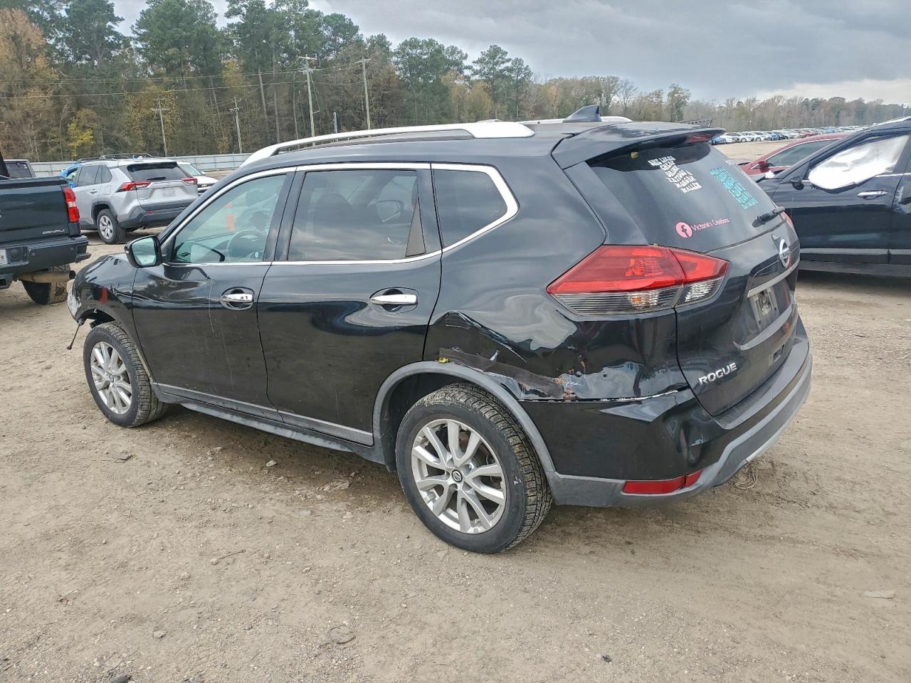 2018 NISSAN ROGUE S photo 3