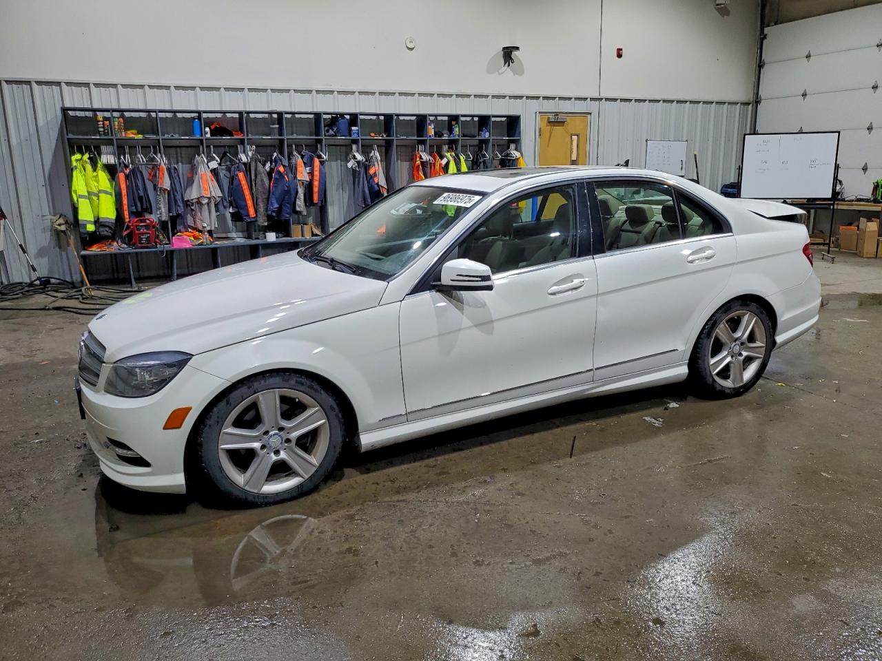2011 MERCEDES-BENZ C