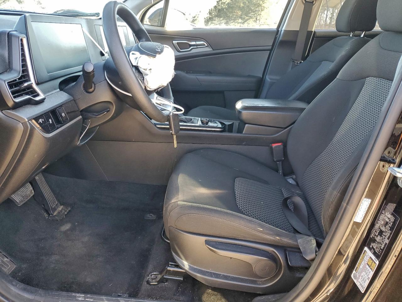 2023 KIA SPORTAGE LX photo 7