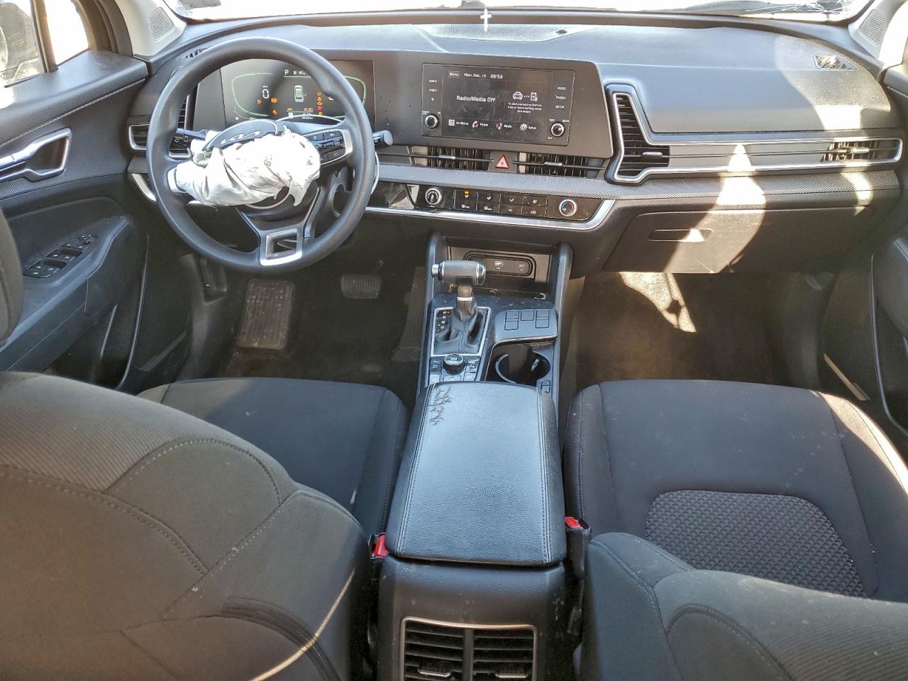 2023 KIA SPORTAGE LX photo 8