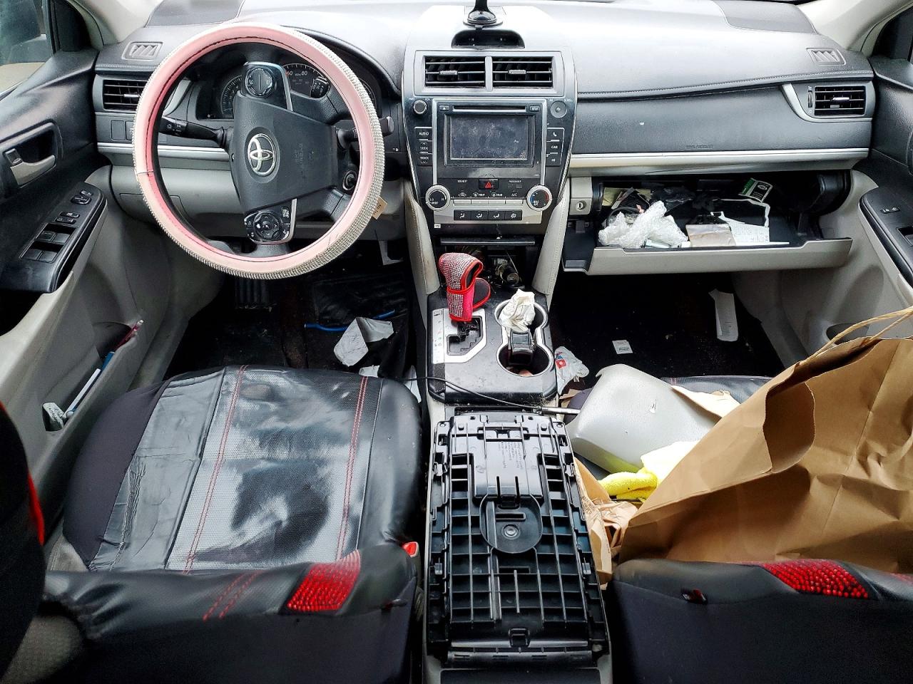 2014 TOYOTA CAMRY L photo 8
