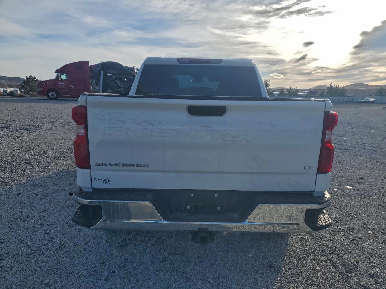 2025 CHEVROLET SILVERADO K1500 LT photo 6