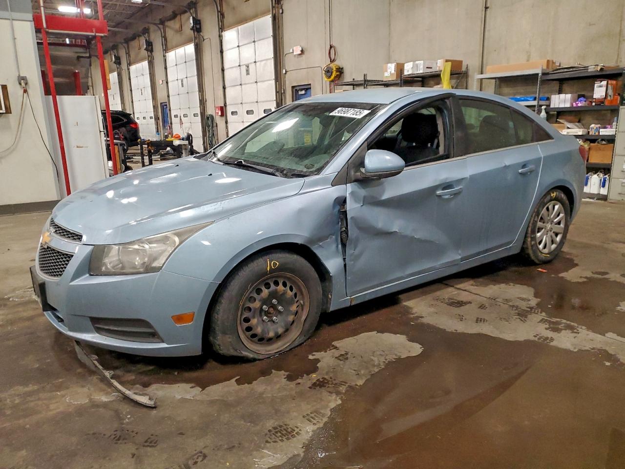 2011 CHEVROLET CRUZE