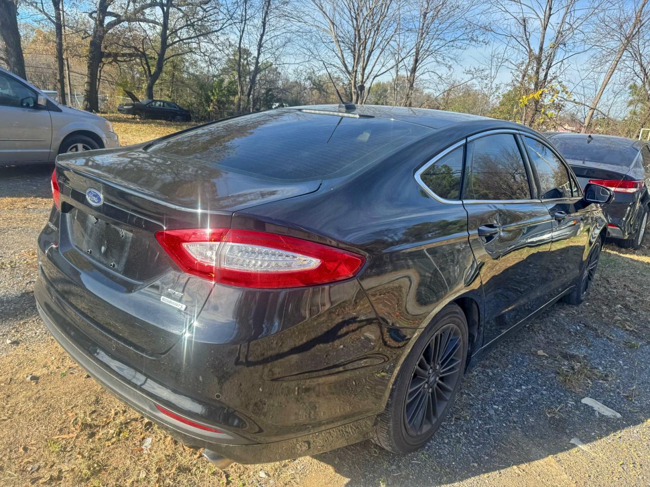 2016 FORD FUSION SE photo 4