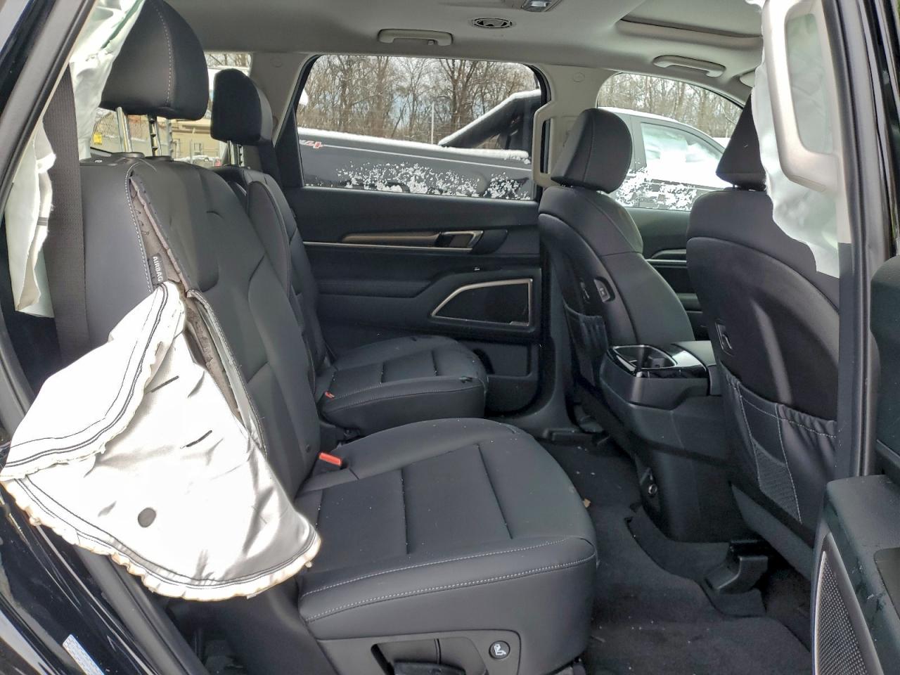 2025 KIA TELLURIDE S photo 21