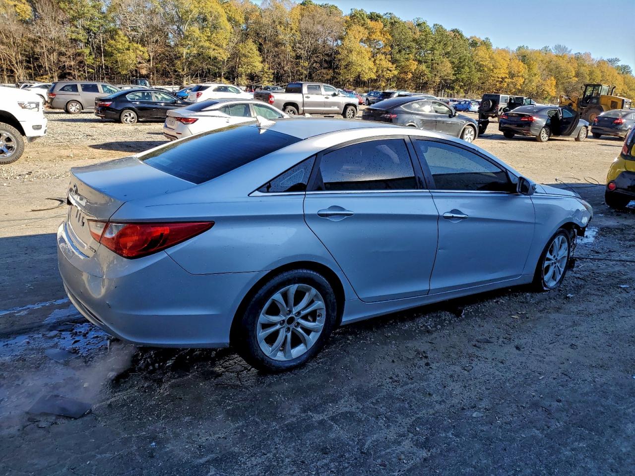 2011 HYUNDAI SONATA SE photo 5