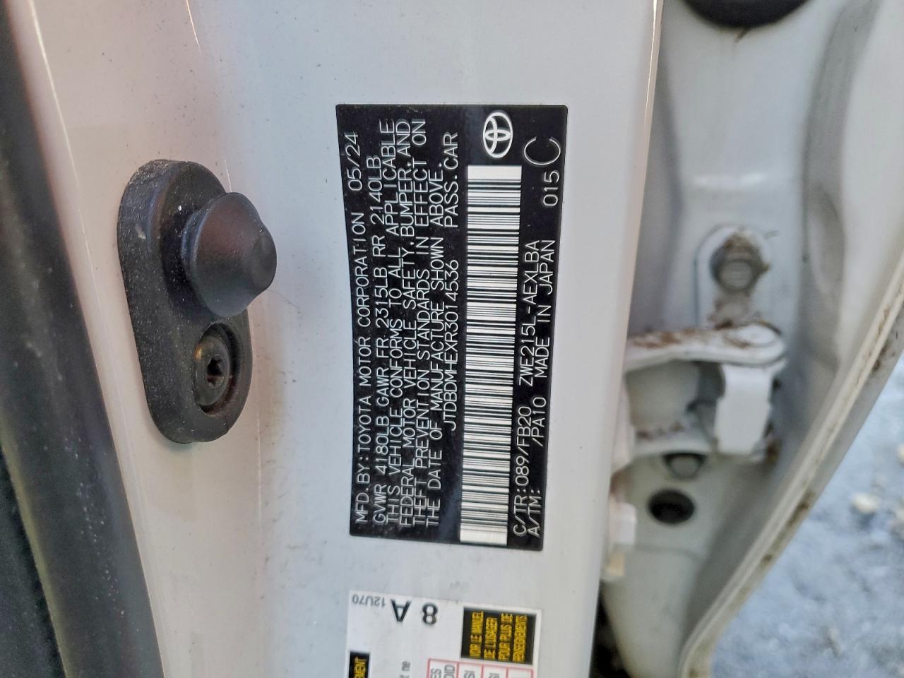 2024 TOYOTA COROLLA LE photo 13