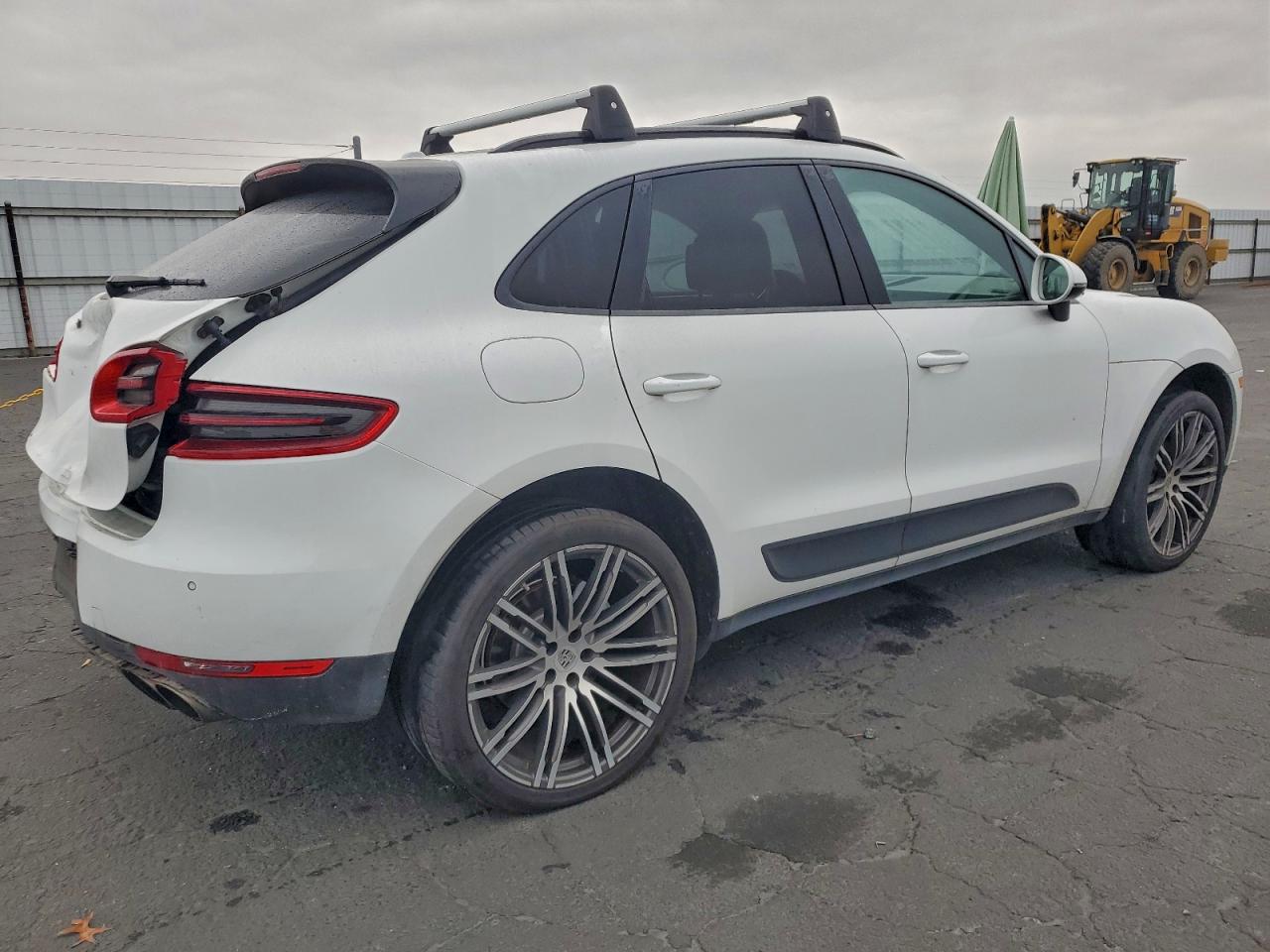 2015 PORSCHE MACAN S photo 5