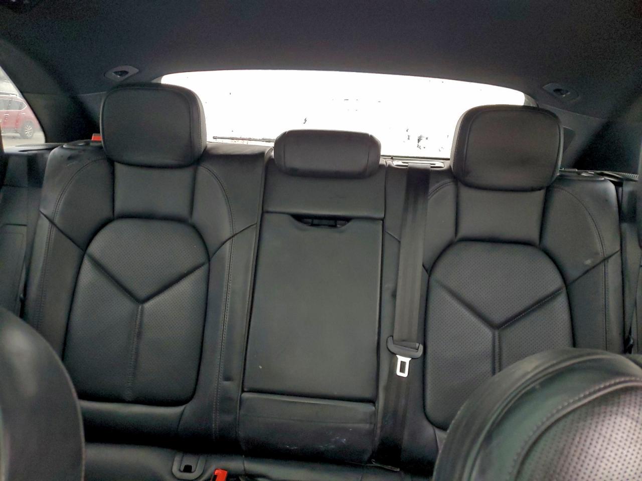 2015 PORSCHE MACAN S photo 19