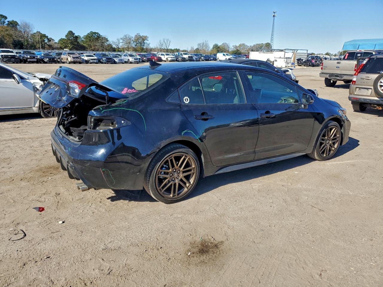 2024 TOYOTA COROLLA LE photo 3