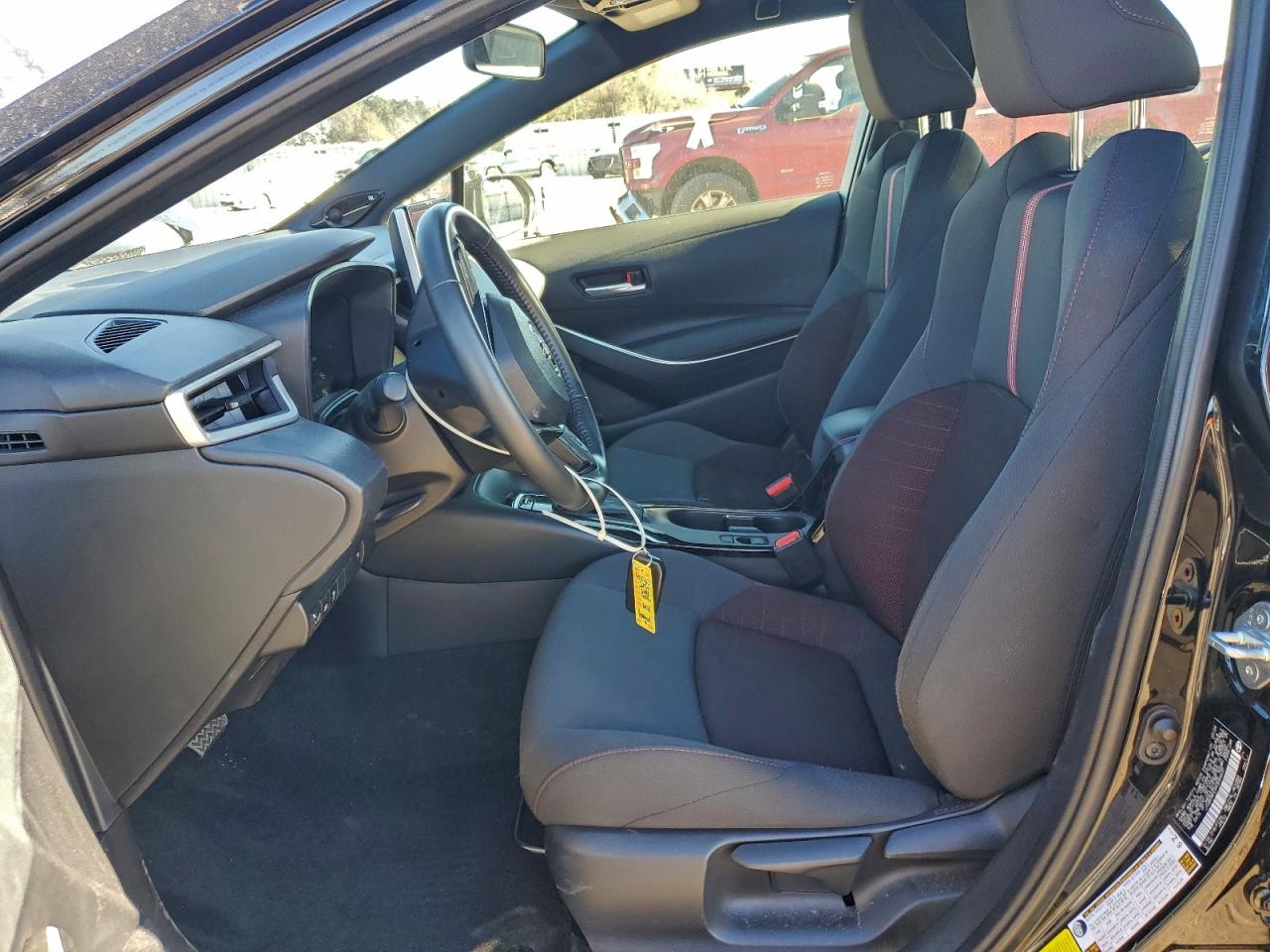 2024 TOYOTA COROLLA LE photo 7