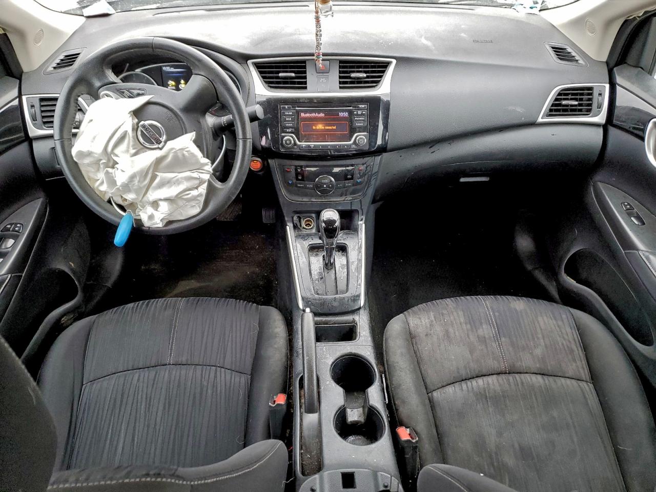 2018 NISSAN SENTRA S photo 8