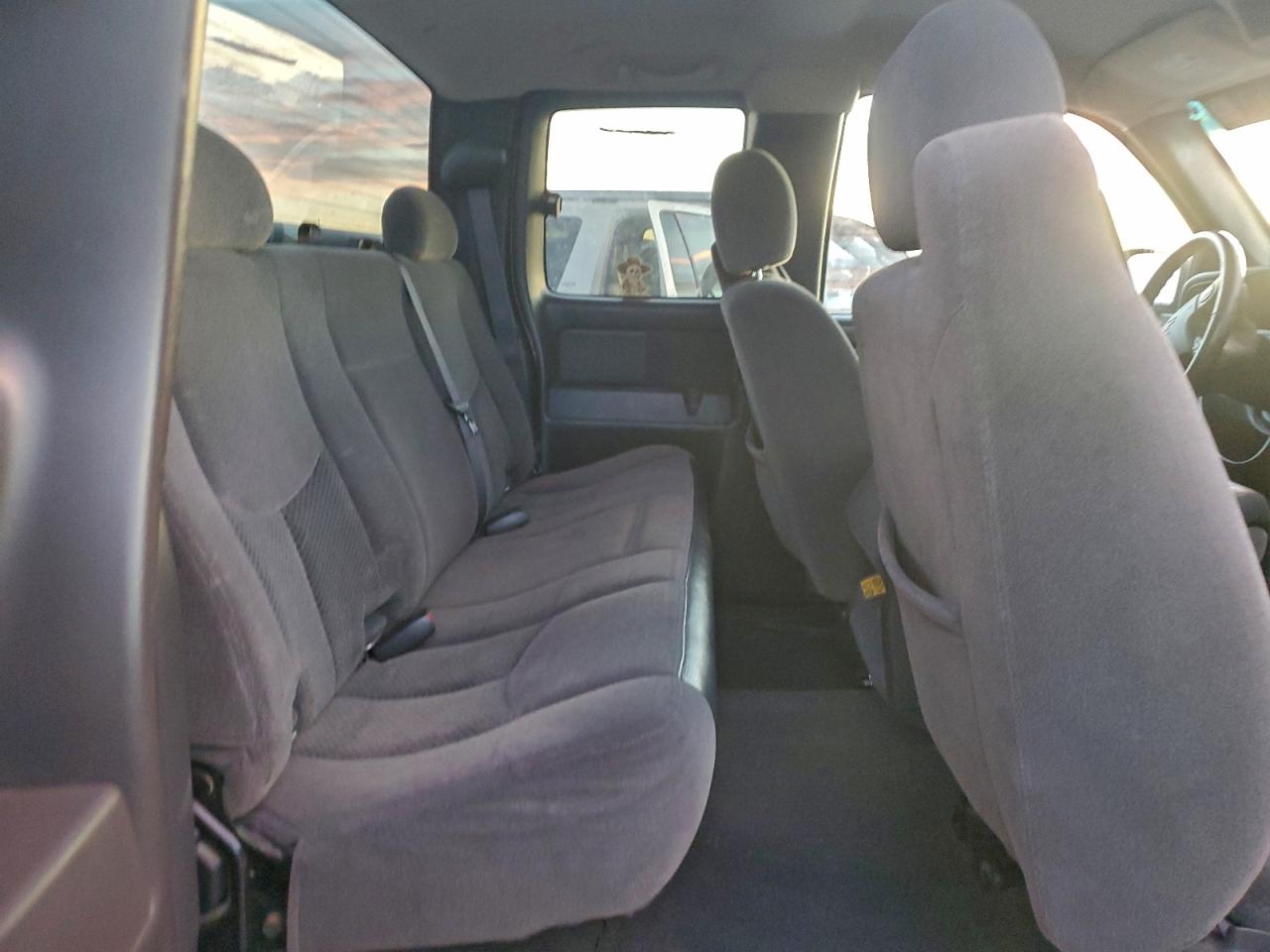 2006 CHEVROLET SILVERADO K1500 photo 10