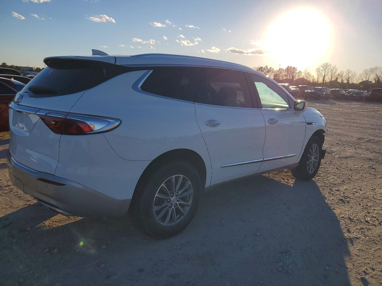 2022 BUICK ENCLAVE PREMIUM photo 3