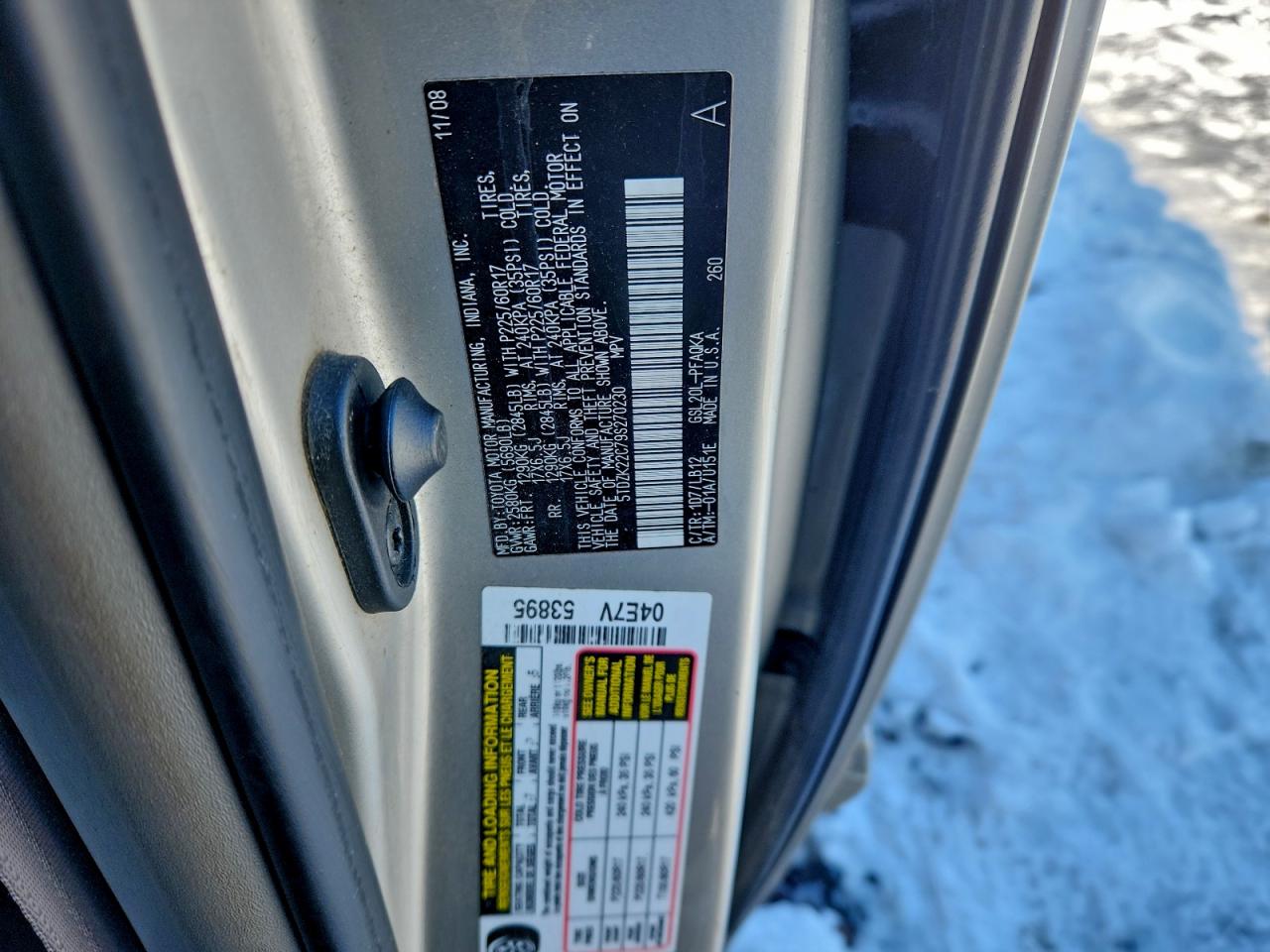 2009 TOYOTA SIENNA XLE photo 13