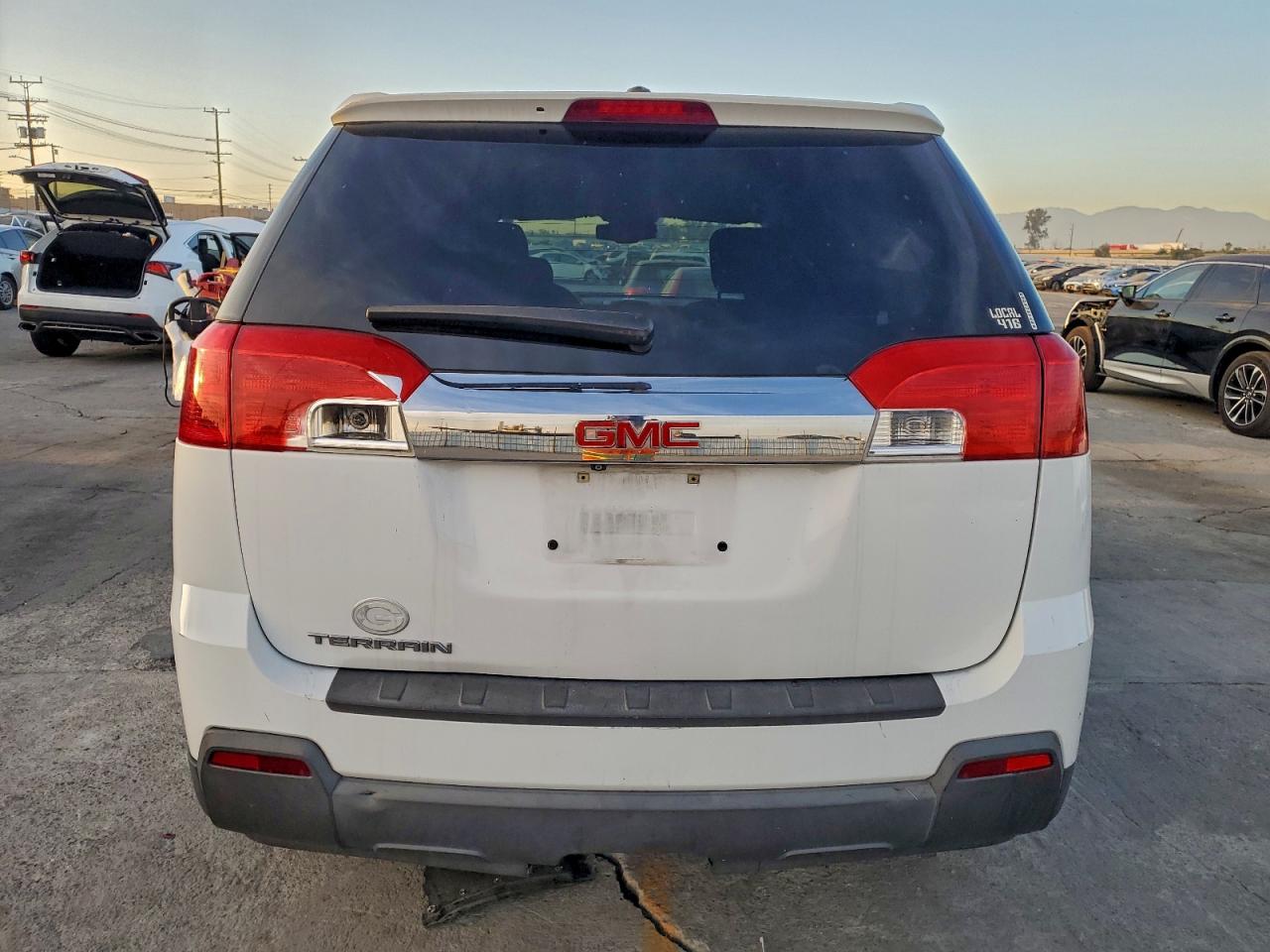 2015 GMC TERRAIN SLE photo 6