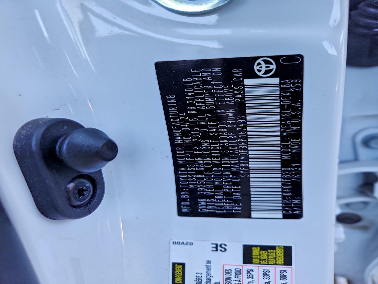2024 TOYOTA COROLLA LE photo 23