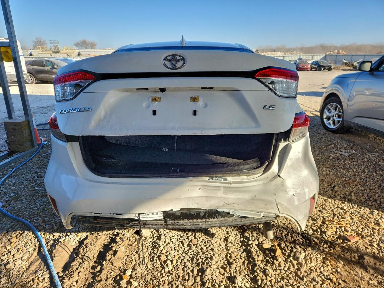 2024 TOYOTA COROLLA LE photo 11