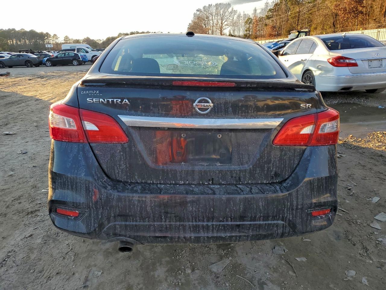2019 NISSAN SENTRA S photo 11