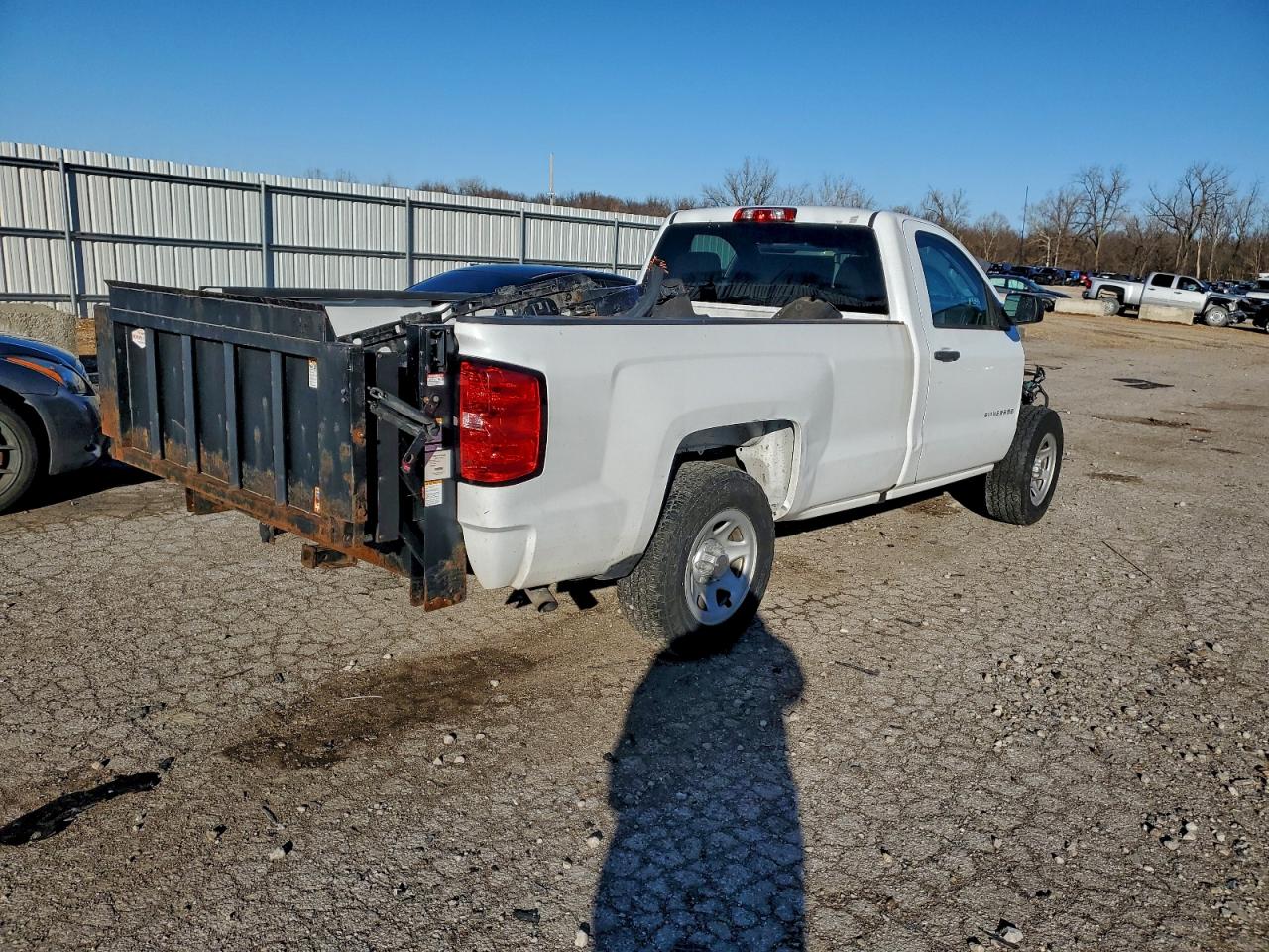 2017 CHEVROLET SILVERADO C1500 photo 5
