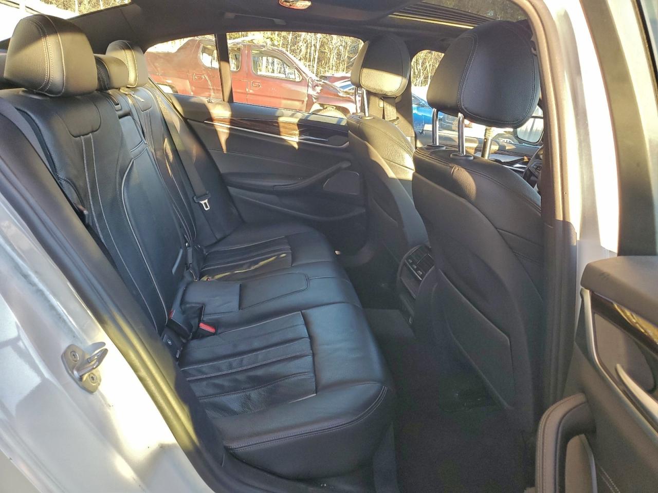 2018 BMW 530E photo 19
