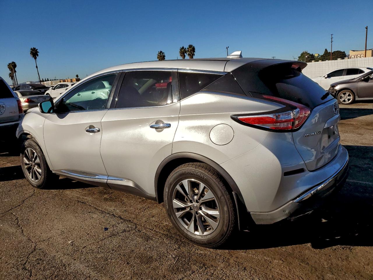 2018 NISSAN MURANO S photo 2