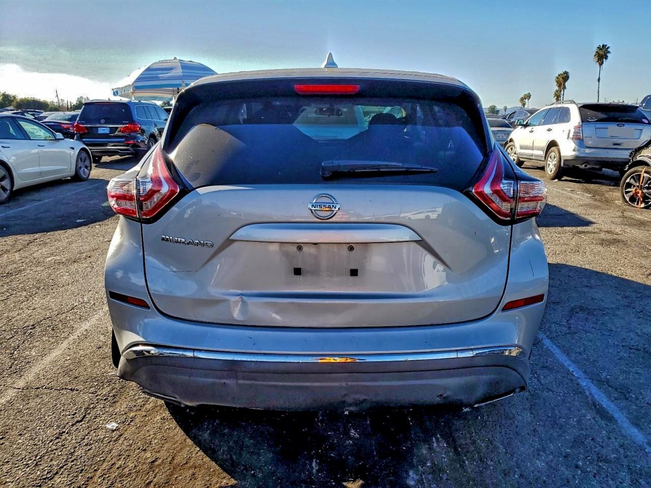2018 NISSAN MURANO S photo 6