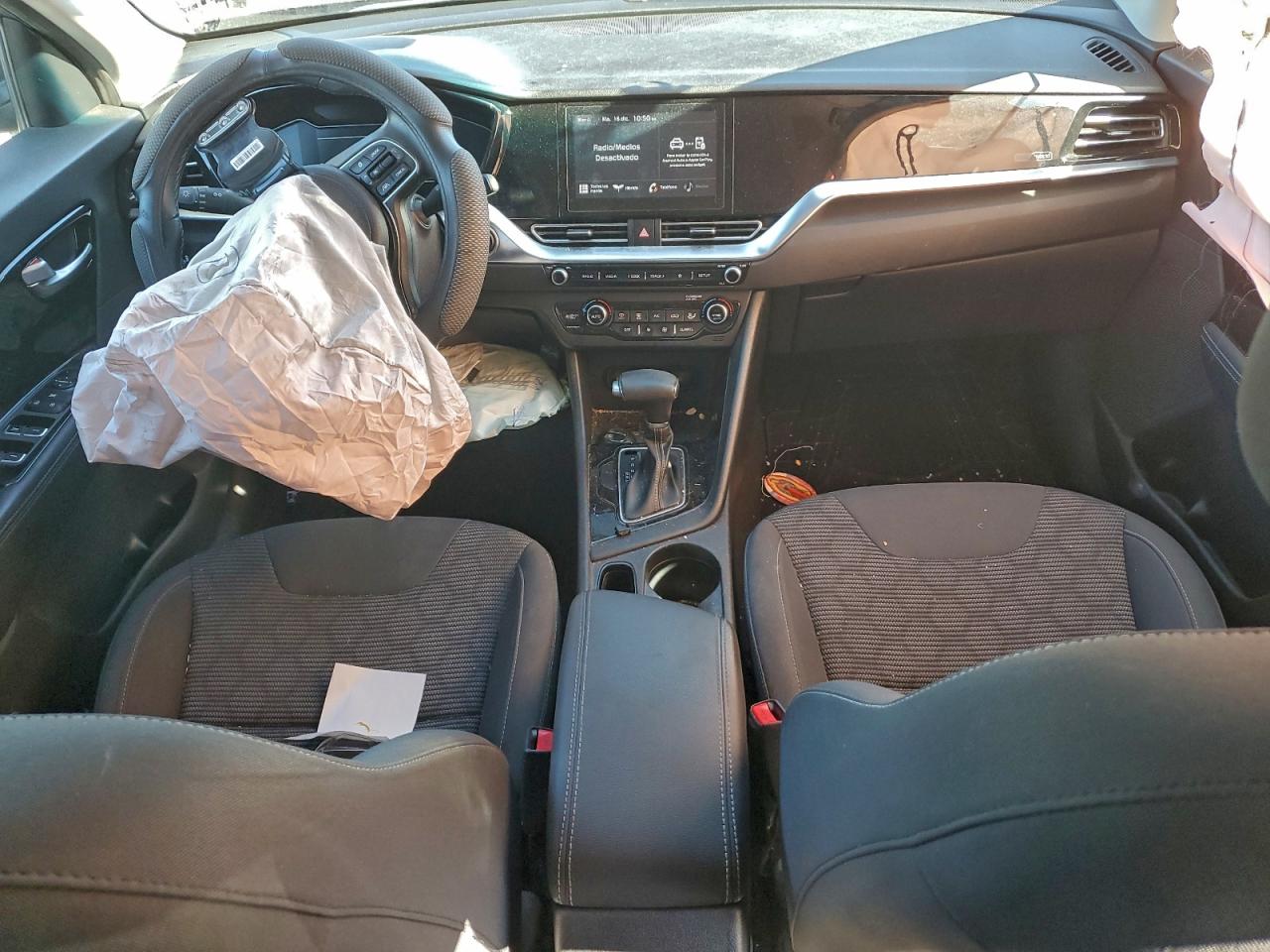 2022 KIA NIRO LX photo 8