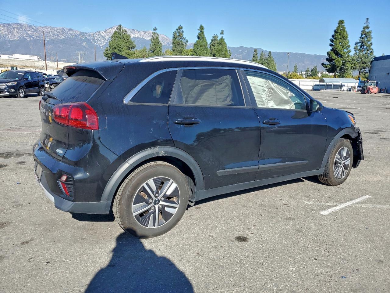 2022 KIA NIRO LX photo 3