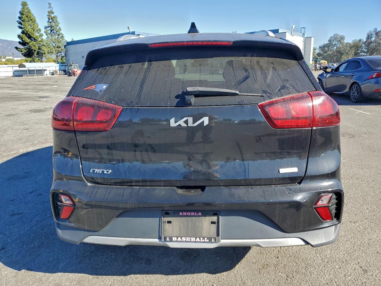 2022 KIA NIRO LX photo 6
