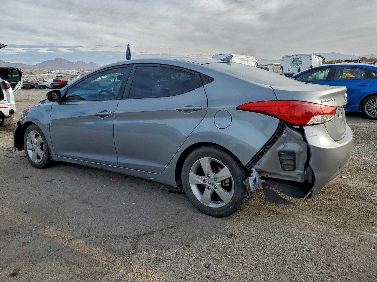 2013 HYUNDAI ELANTRA GLS photo 2