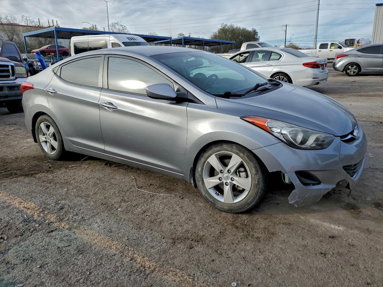 2013 HYUNDAI ELANTRA GLS photo 4