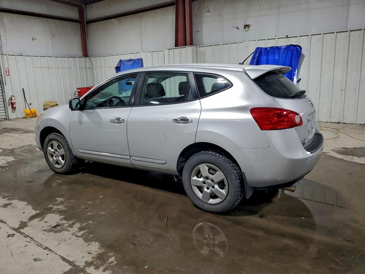 2013 NISSAN ROGUE S photo 2