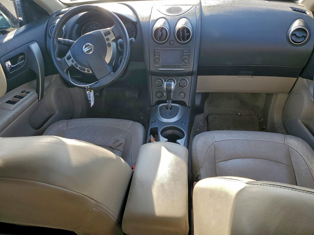 2011 NISSAN ROGUE S photo 8