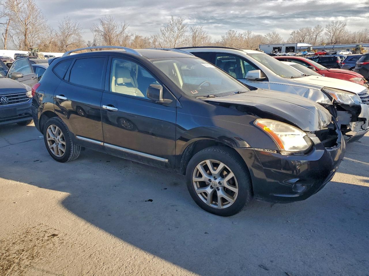 2011 NISSAN ROGUE S photo 4