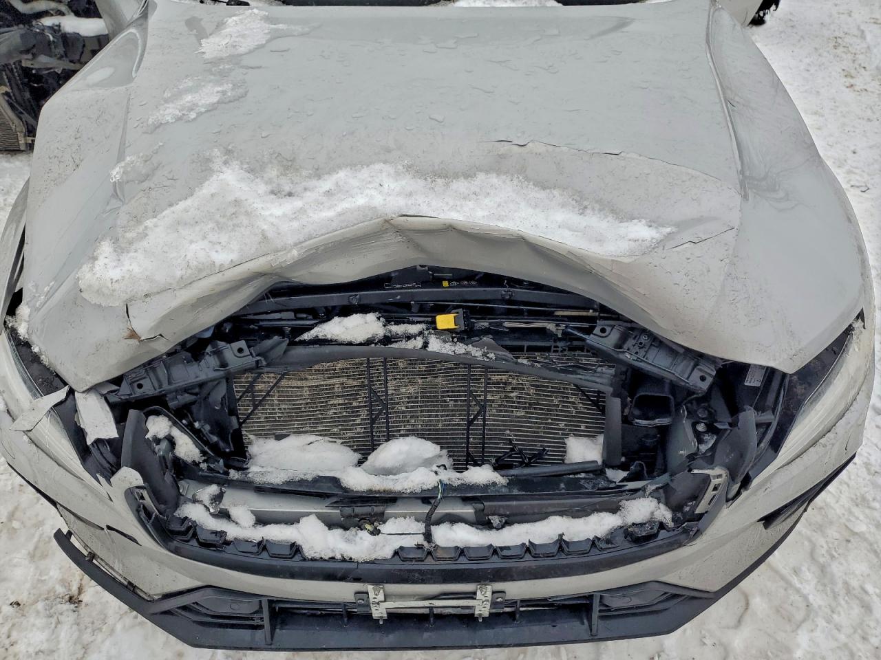 2024 VOLVO S60 CORE photo 11