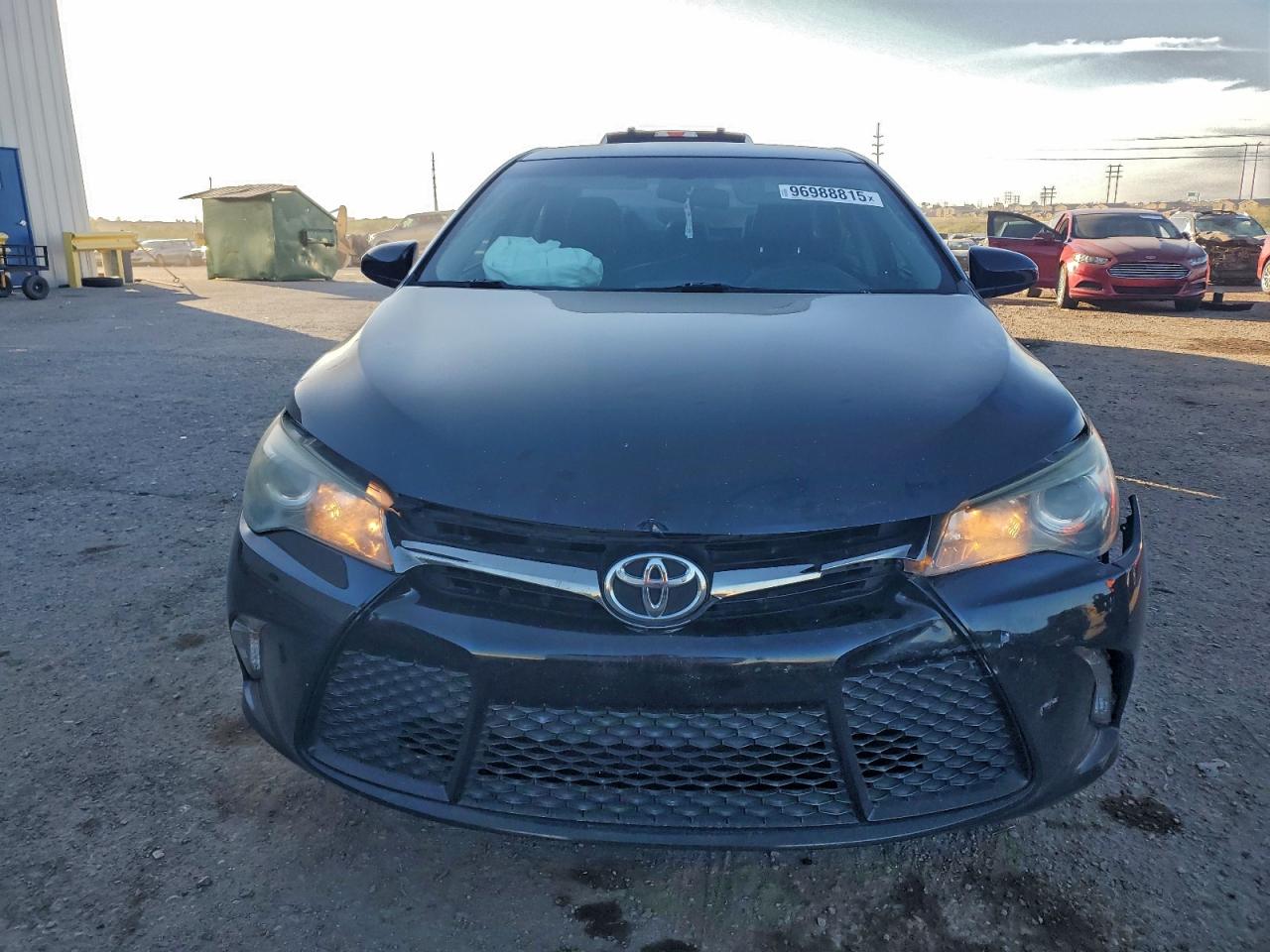 2015 TOYOTA CAMRY LE photo 9