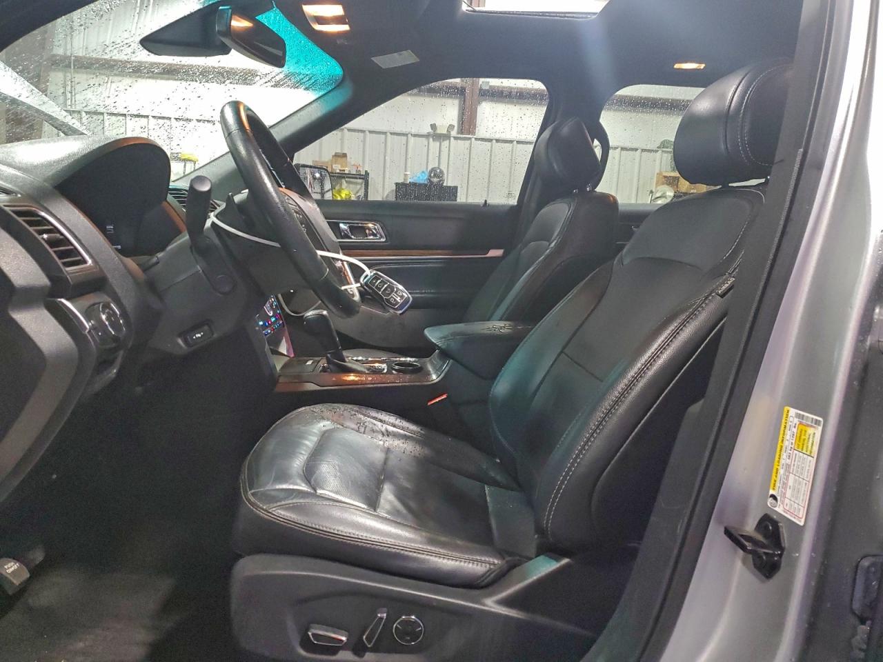 2017 FORD EXPLORER LIMITED photo 7