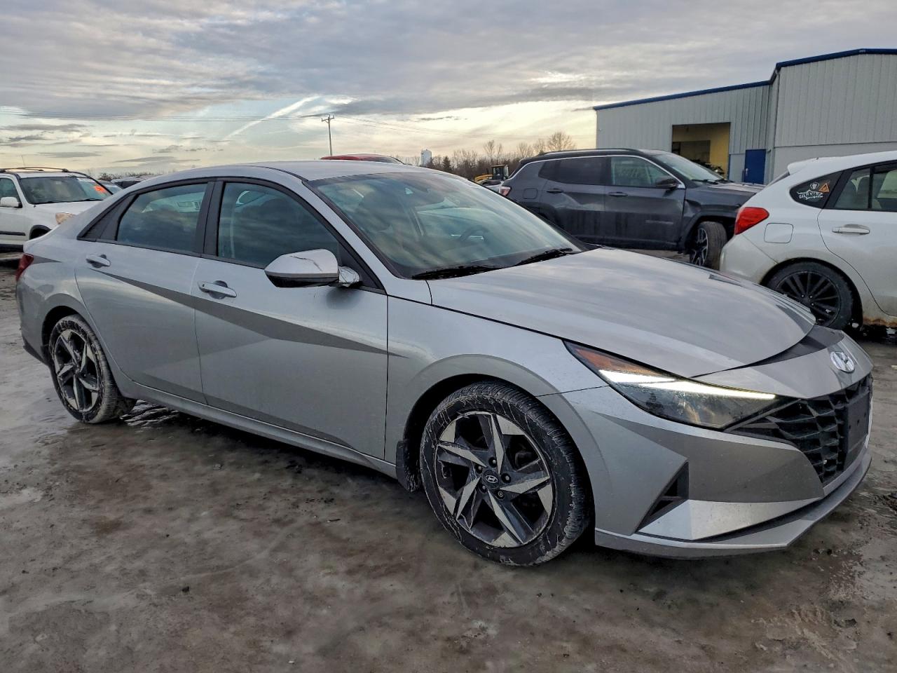 2023 HYUNDAI ELANTRA SEL photo 4