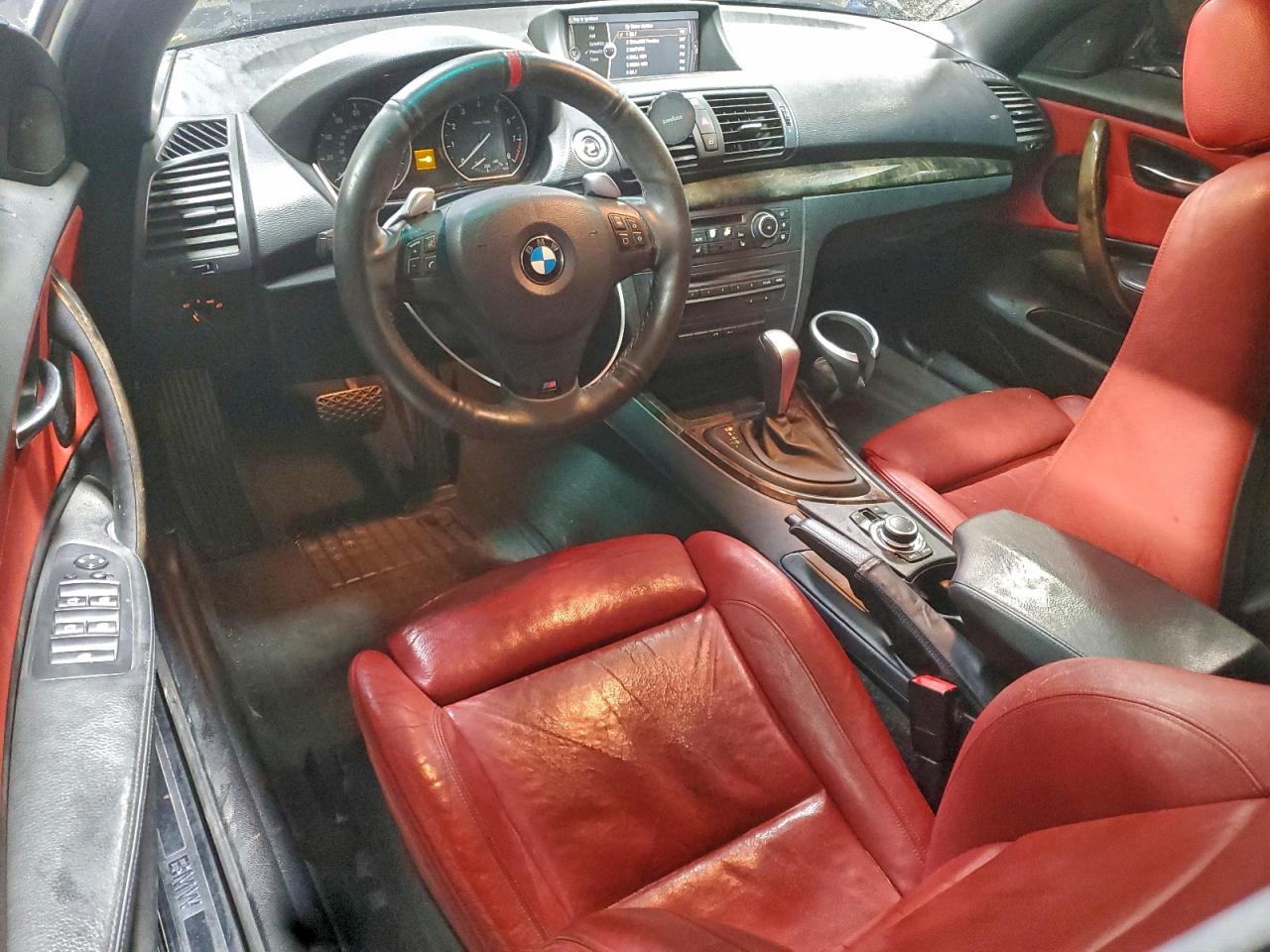 2010 BMW 135 I photo 8