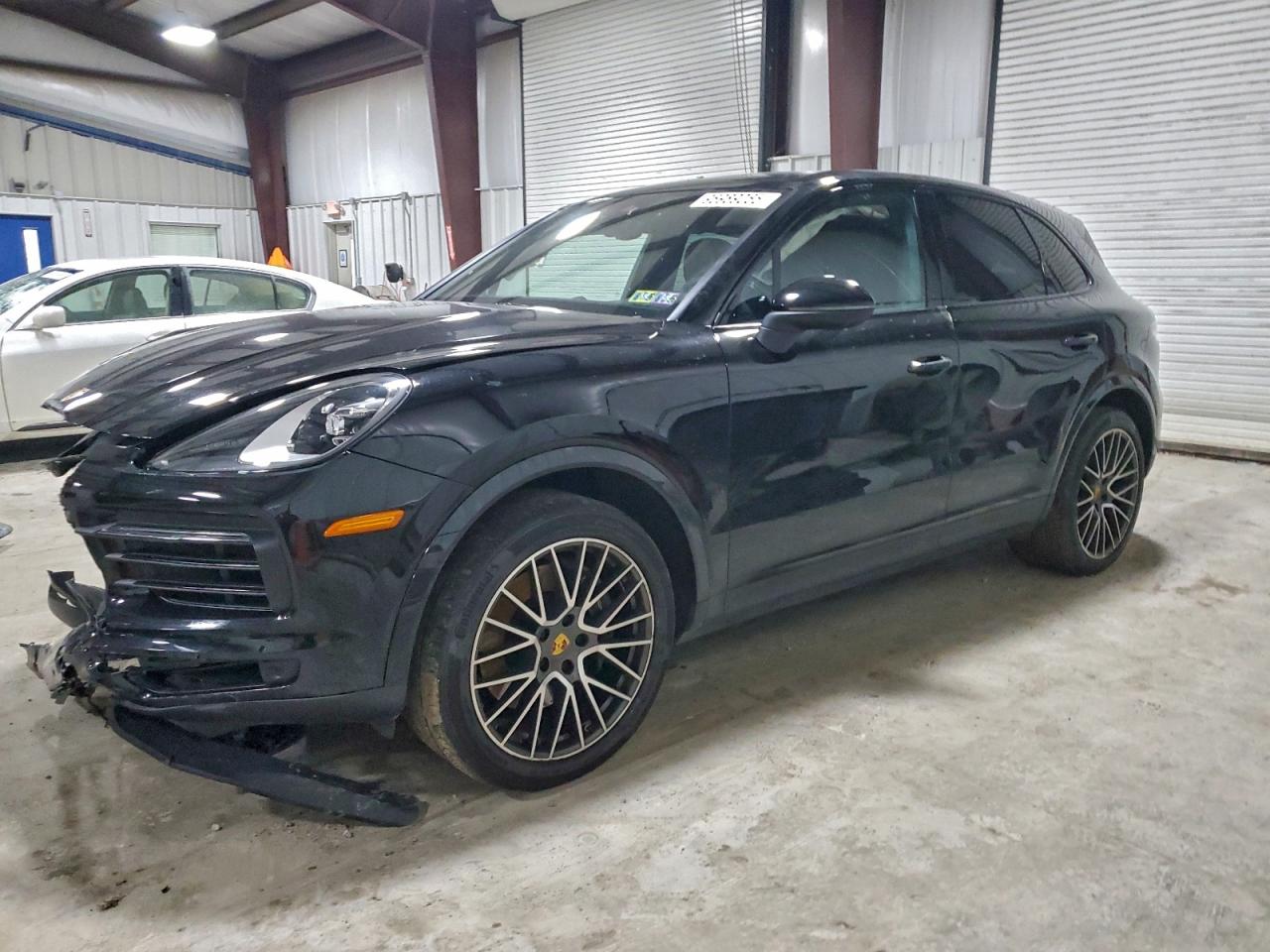 2021 PORSCHE CAYENNE
