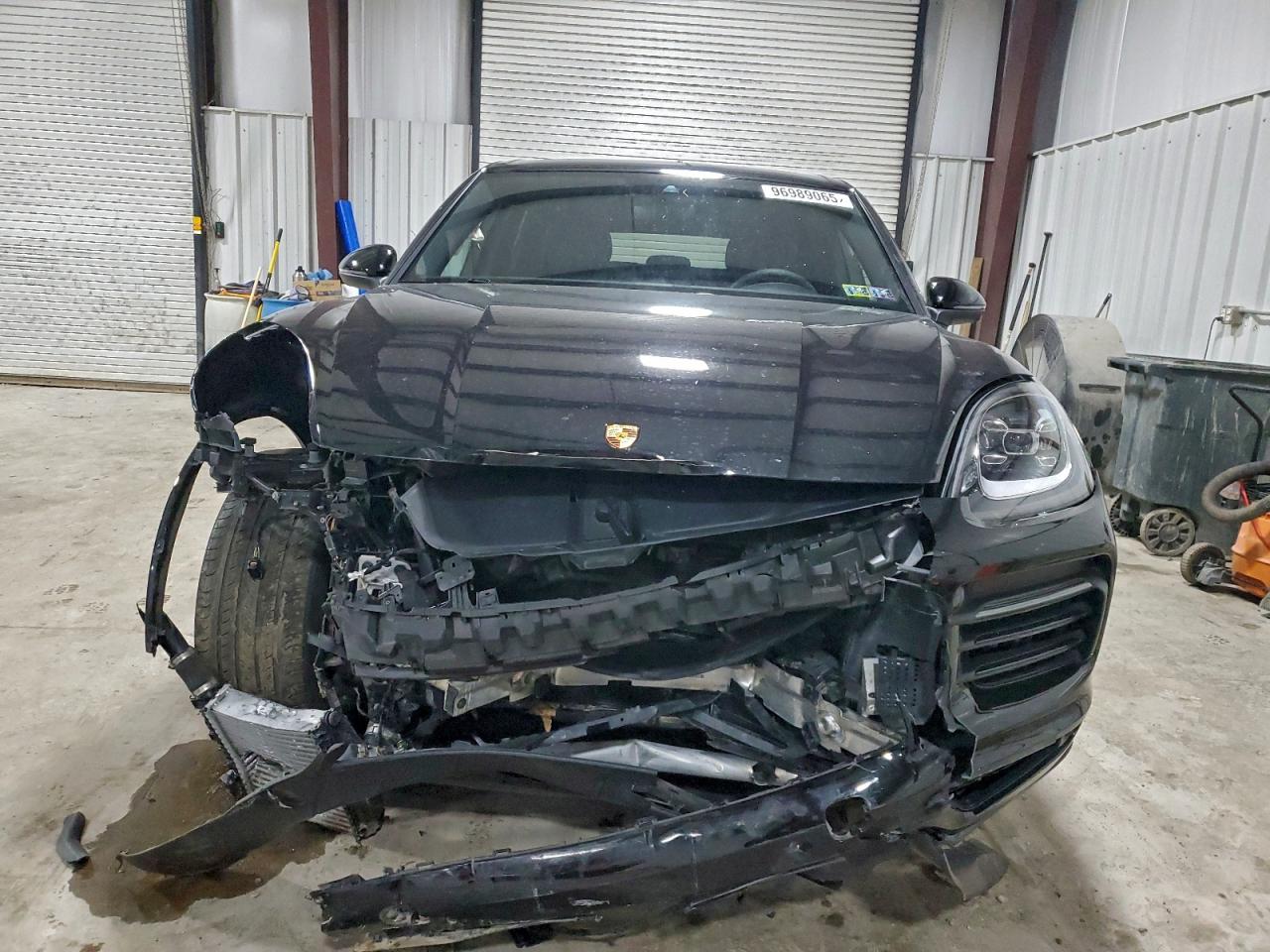 2021 PORSCHE CAYENNE photo 9