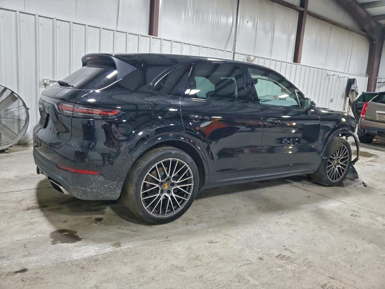 2021 PORSCHE CAYENNE photo 5