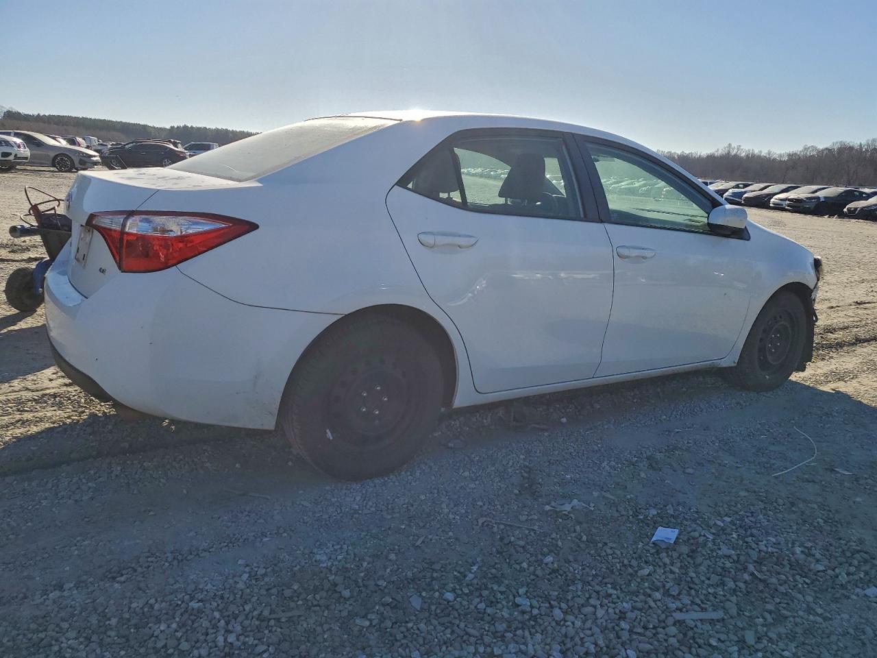 2015 TOYOTA COROLLA L photo 3